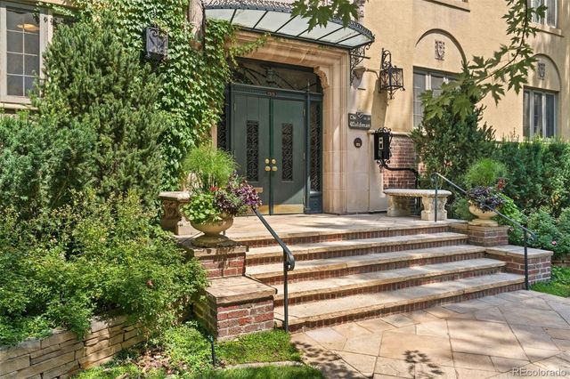 1515 E 9th Avenue 210, Denver, CO 80218