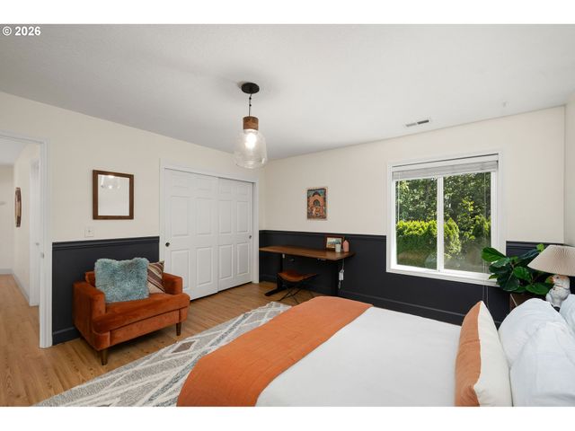 10954 Sw GENEVA St, Tigard, OR 97223