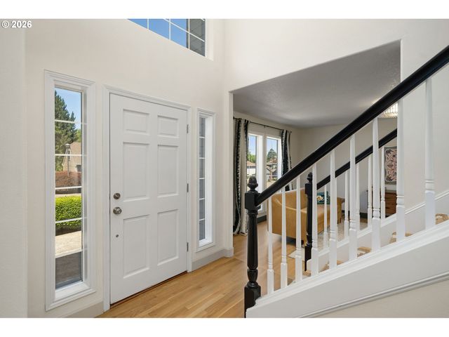 10954 Sw GENEVA St, Tigard, OR 97223