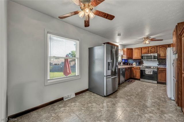 4195 Regal Avenue, Brunswick, OH 44212