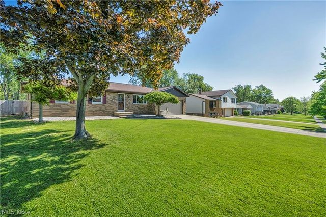 4195 Regal Avenue, Brunswick, OH 44212