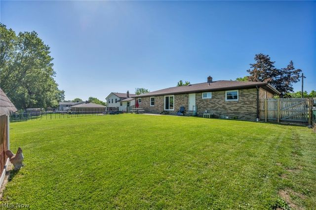 4195 Regal Avenue, Brunswick, OH 44212