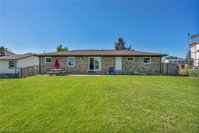 4195 Regal Avenue, Brunswick, OH 44212