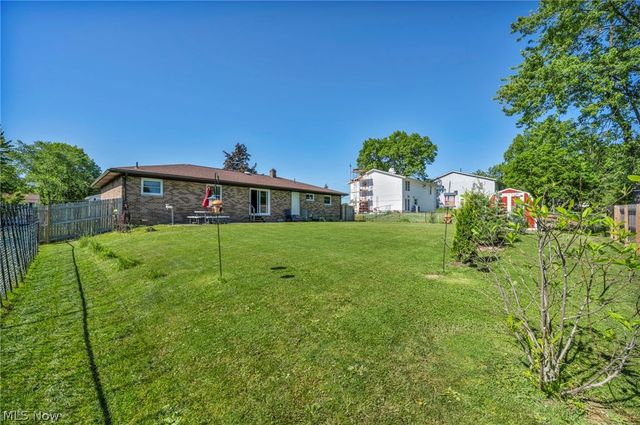 4195 Regal Avenue, Brunswick, OH 44212