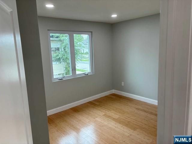 86 Orange Avenue, Elmwood Park, NJ 07407