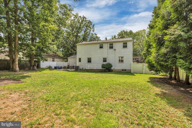 804 SARATOGA TER, Turnersville, NJ 08012