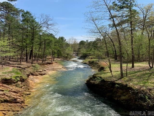 21 Casino Circle, Hot Springs Village, AR 71909