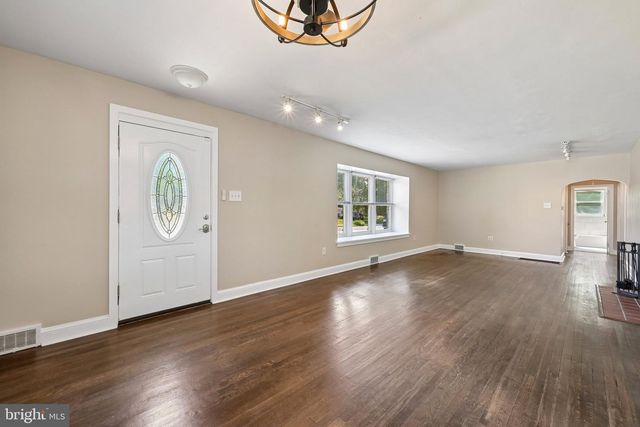 83 JOHNSON AVE, Runnemede, NJ 08078