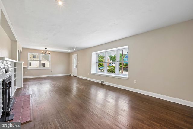 83 JOHNSON AVE, Runnemede, NJ 08078