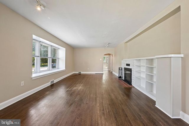 83 JOHNSON AVE, Runnemede, NJ 08078