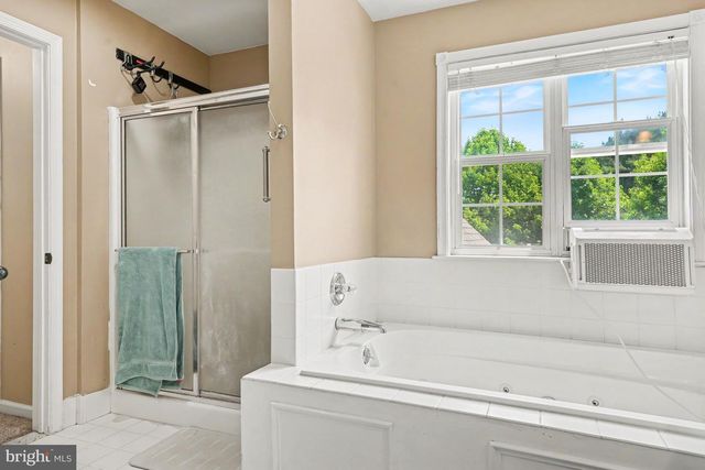58 N HAWTHORNE RD, Coatesville, PA 19320
