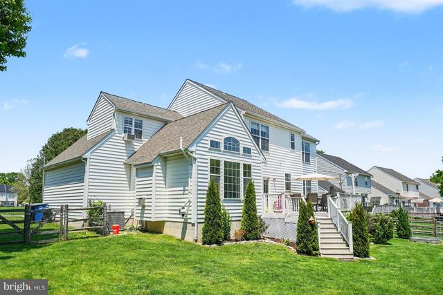 58 N HAWTHORNE RD, Coatesville, PA 19320