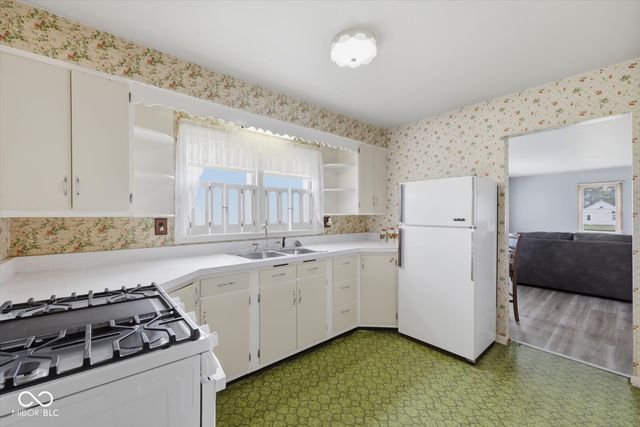 4239 E State Road 44, Shelbyville, IN 46176