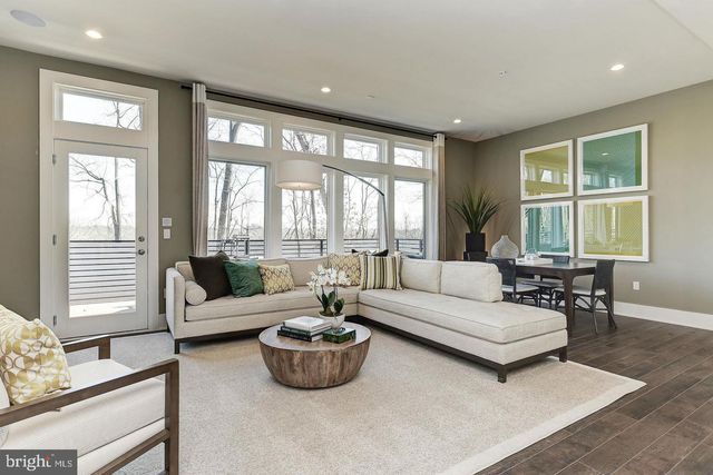 5318 MERRIAM ST, Bethesda, MD 20814