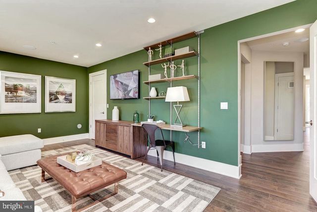 5318 MERRIAM ST, Bethesda, MD 20814
