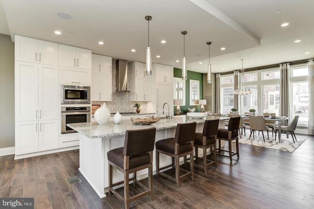 5318 MERRIAM ST, Bethesda, MD 20814