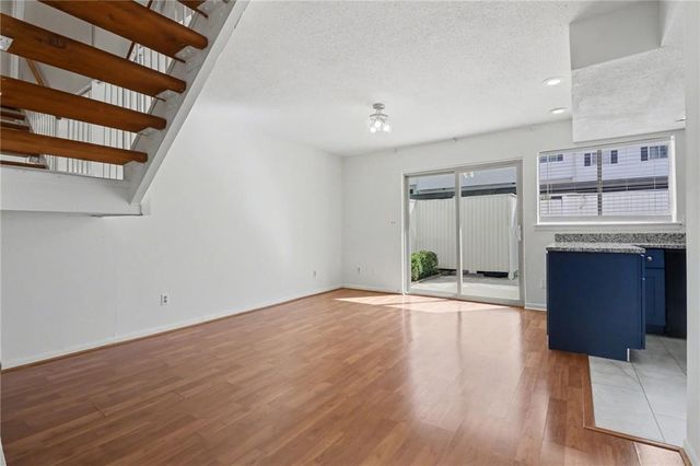 7306 Cardigan Circle, Atlanta, GA 30328