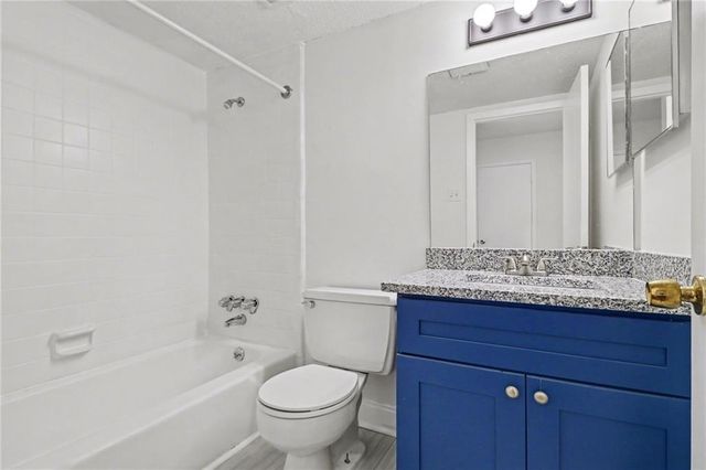 7306 Cardigan Circle, Atlanta, GA 30328