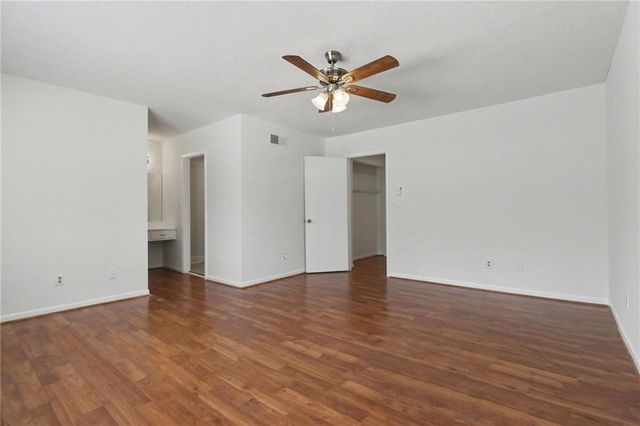 7306 Cardigan Circle, Atlanta, GA 30328