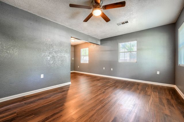3033 Ballinger Drive, Garland, TX 75041