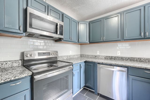 3033 Ballinger Drive, Garland, TX 75041