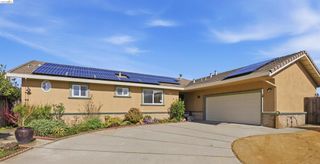 5143 5143 Saddle Brook DR, Oakland, CA 94619