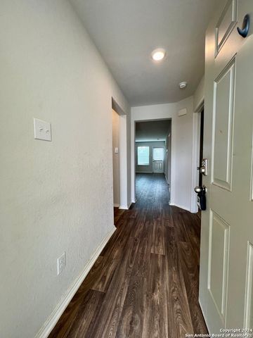 3208 Onion Creek, San Antonio, TX 78245