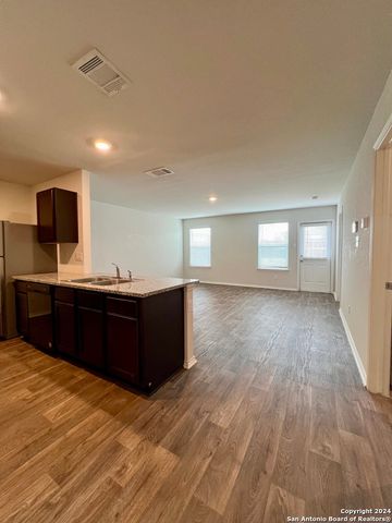 3208 Onion Creek, San Antonio, TX 78245