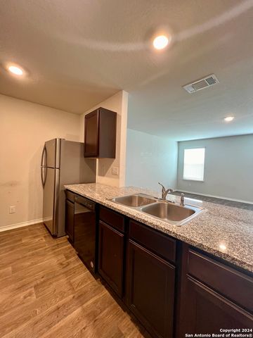 3208 Onion Creek, San Antonio, TX 78245