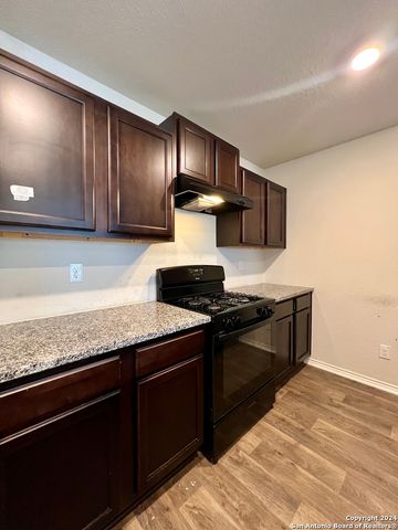 3208 Onion Creek, San Antonio, TX 78245
