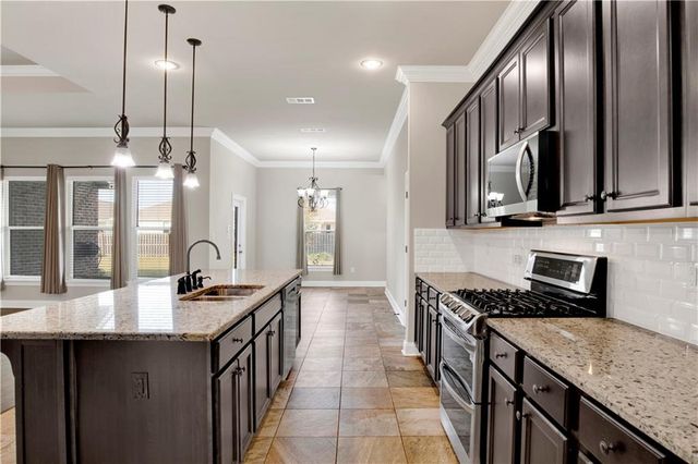 9525 Camberwell Drive, Daphne, AL 36526