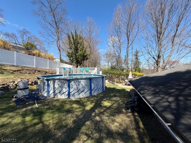 544 Goffle Hill Rd, Hawthorne Boro, NJ 07506