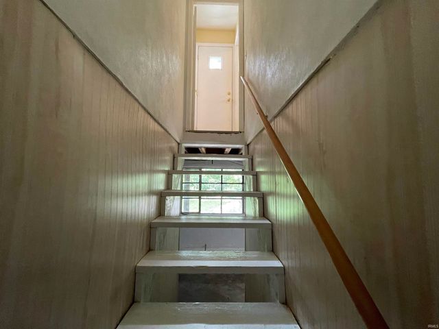 2536 E Eastgate Lane, Bloomington, IN 47408