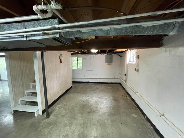 2536 E Eastgate Lane, Bloomington, IN 47408