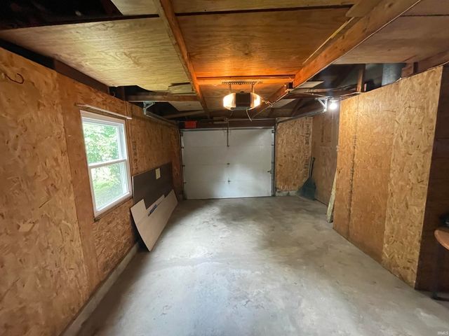 2536 E Eastgate Lane, Bloomington, IN 47408