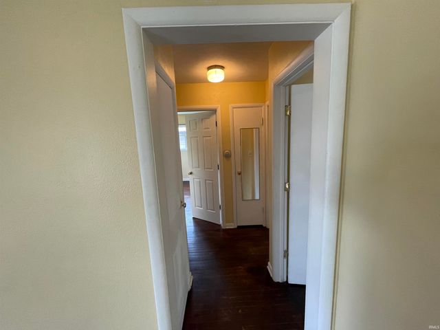 2536 E Eastgate Lane, Bloomington, IN 47408