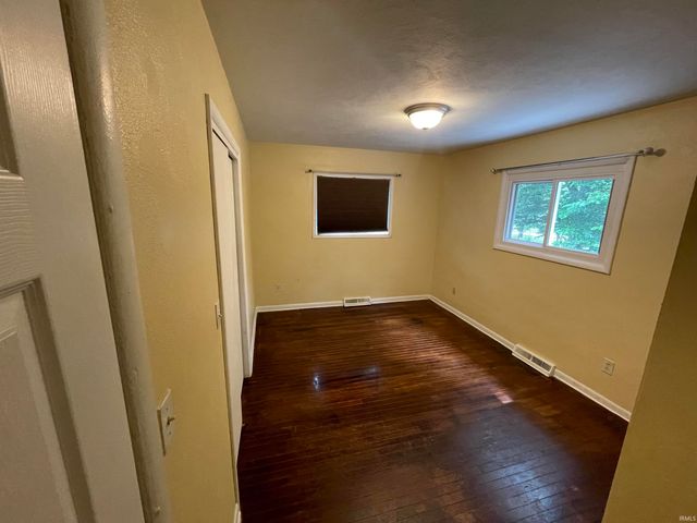 2536 E Eastgate Lane, Bloomington, IN 47408