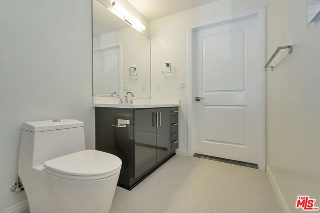 6925 Knowlton Place 401, Los Angeles, CA 90045