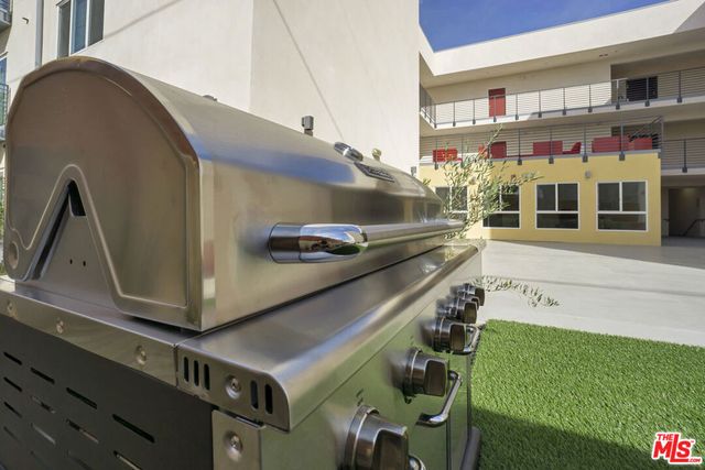 6925 Knowlton Place 401, Los Angeles, CA 90045