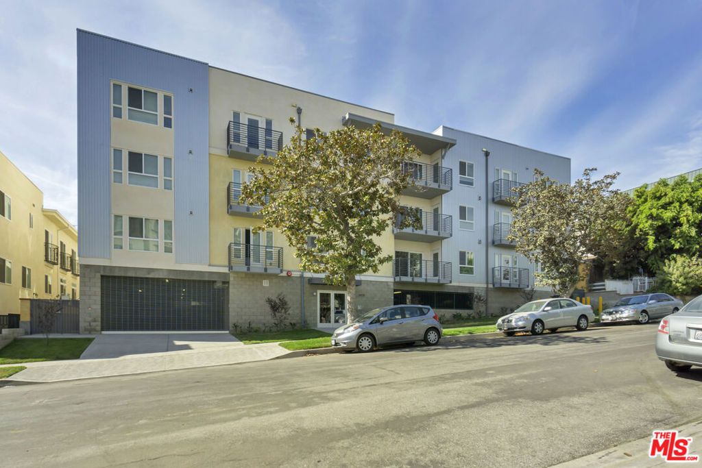 6925 Knowlton Place 401, Los Angeles, CA 90045