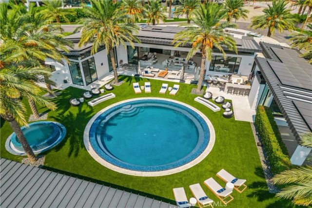 8 Makena Lane, Rancho Mirage, CA 92270