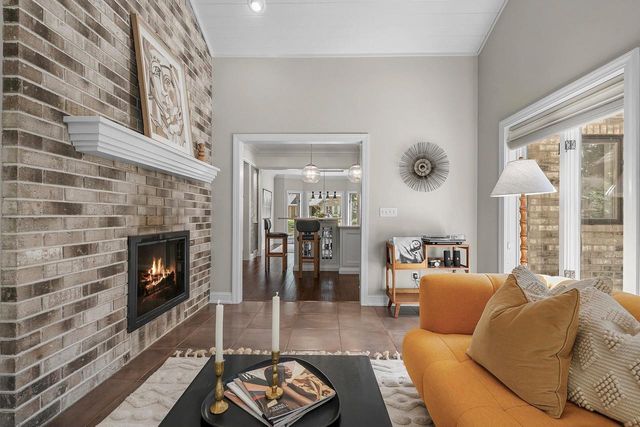 120 GARDEN GATE COURT, Green Bay, WI 54313