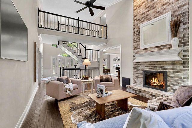 120 GARDEN GATE COURT, Green Bay, WI 54313