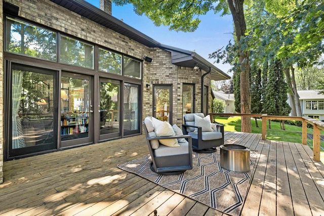 120 GARDEN GATE COURT, Green Bay, WI 54313
