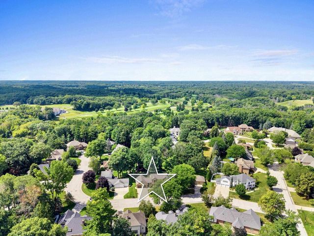 120 GARDEN GATE COURT, Green Bay, WI 54313