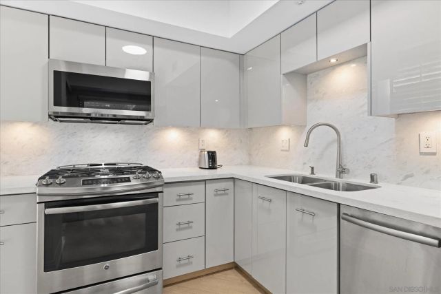 500 W Harbor Drive 136, San Diego, CA 92101