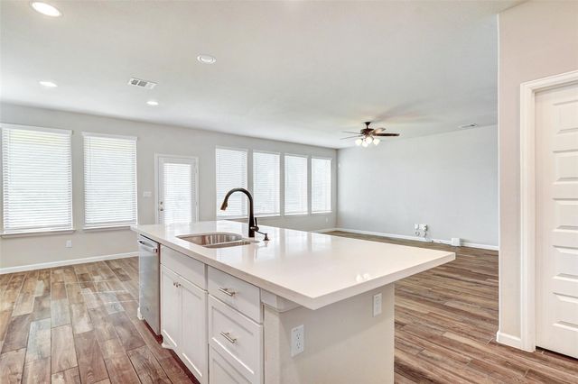 2604 San Bautista WAY 40, Leander, TX 78641