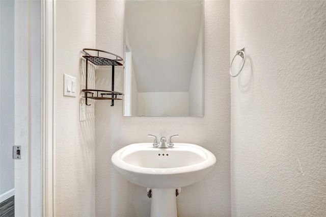 2604 San Bautista WAY 40, Leander, TX 78641