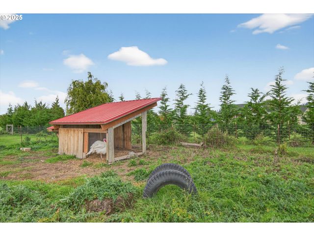 29 LITTLE ISLAND Ln, Cathlamet, WA 98612