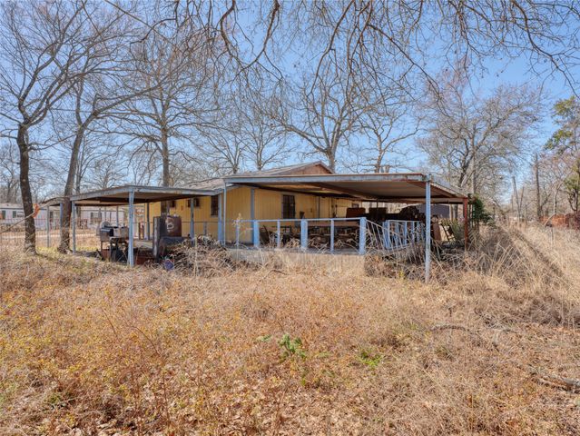 108 Blackfoot Drive, Mabank, TX 75156